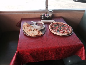 Bakersfield Italian Restaurant, Italian Food Bakersfield, Rosas